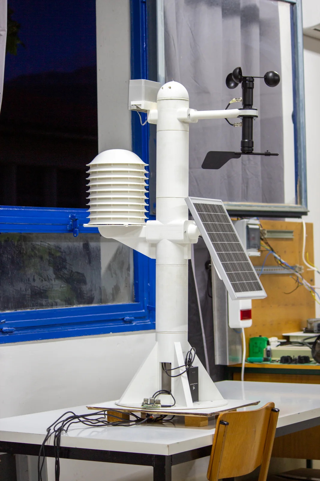 The ZEPHYR weather station with a solar panel and wind-measurement instruments